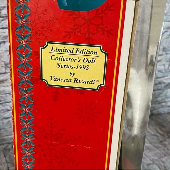 Porcelain Vintage Doll Special Edition by Vanessa Ricardi Collectible - Picture 9 of 11